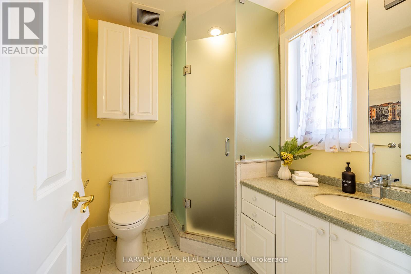 51 Shaftesbury Avenue, Toronto, Ontario  M4T 3B3 - Photo 31 - C12817956