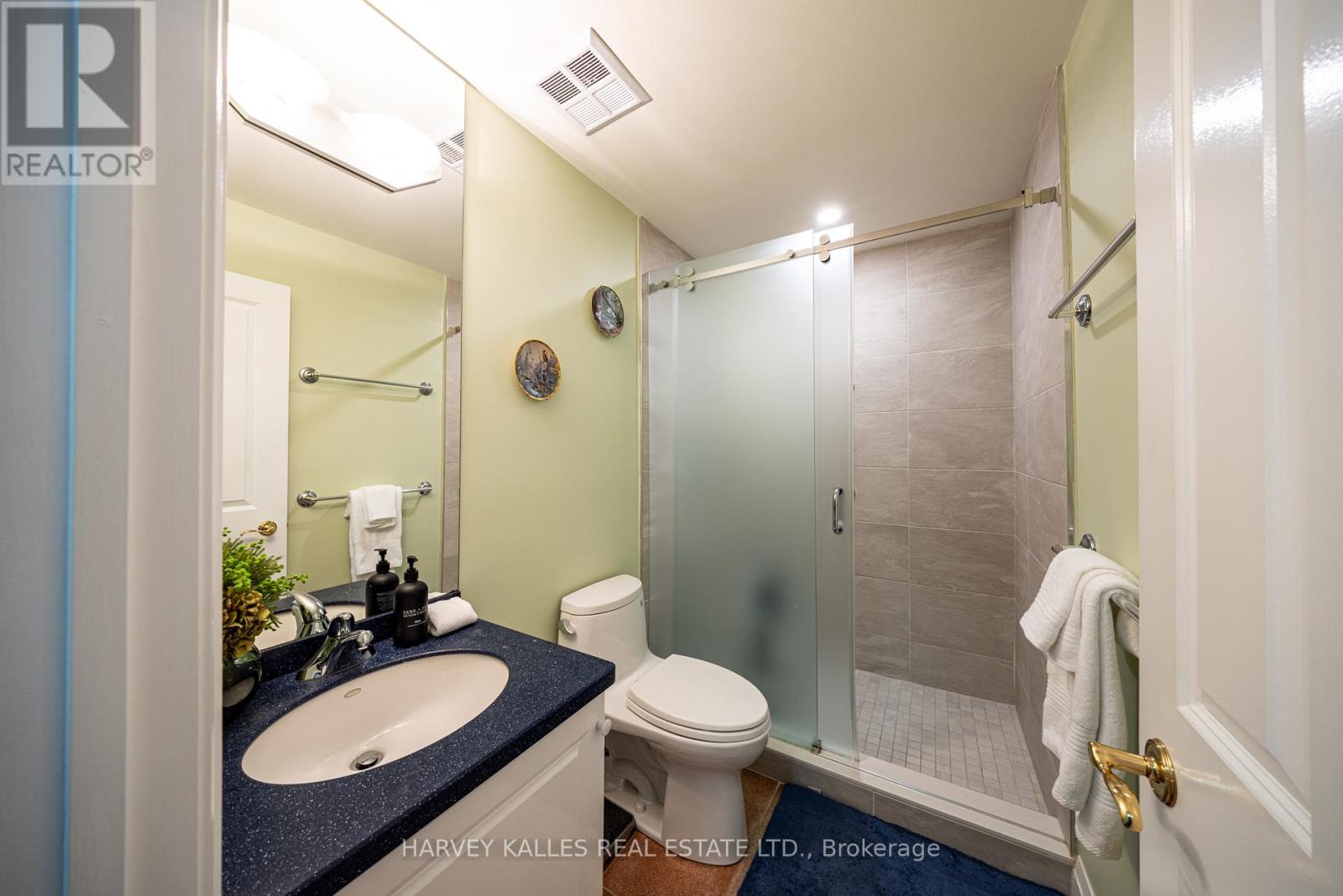 51 Shaftesbury Avenue, Toronto, Ontario  M4T 3B3 - Photo 39 - C12817956