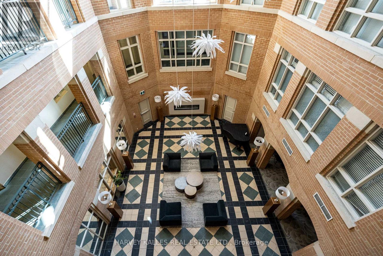 51 Shaftesbury Avenue, Toronto, Ontario  M4T 3B3 - Photo 46 - C12817956