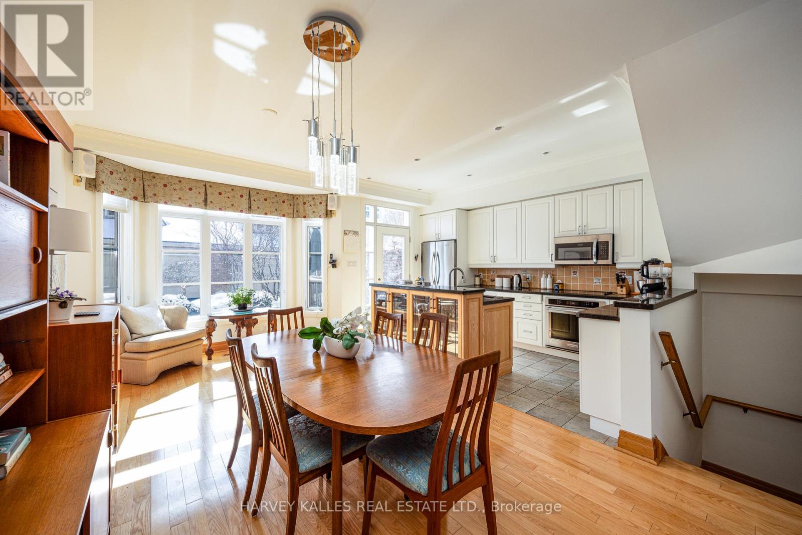 51 Shaftesbury Avenue, Toronto, Ontario  M4T 3B3 - Photo 6 - C12817956