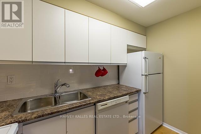 302 - 1901 Yonge Street, Toronto, Ontario  M4S 1Y6 - Photo 10 - C12818288