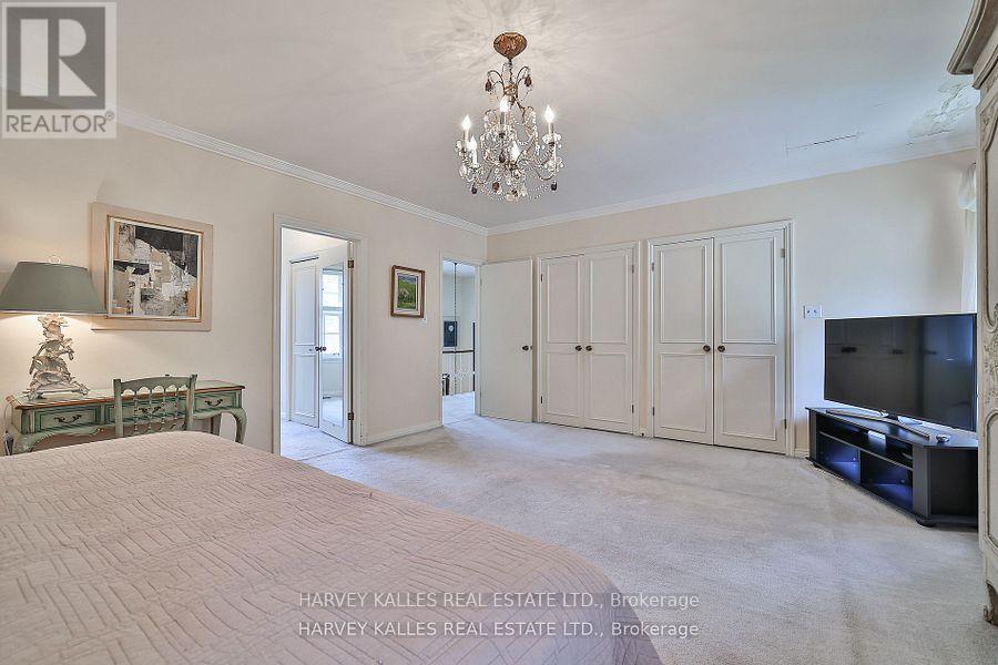 38 Fifeshire Road, Toronto, Ontario  M2L 2G6 - Photo 19 - C12818298