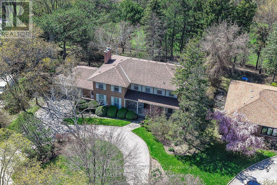 38 Fifeshire Road, Toronto, Ontario  M2L 2G6 - Photo 4 - C12818298