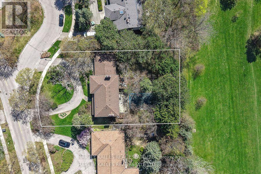 38 Fifeshire Road, Toronto, Ontario  M2L 2G6 - Photo 5 - C12818298