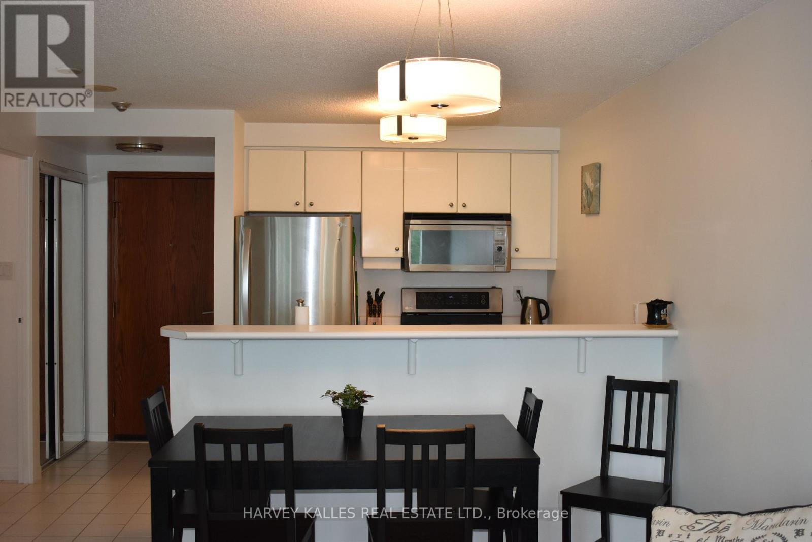 705 - 10 YONGE STREET, Toronto, Ontario