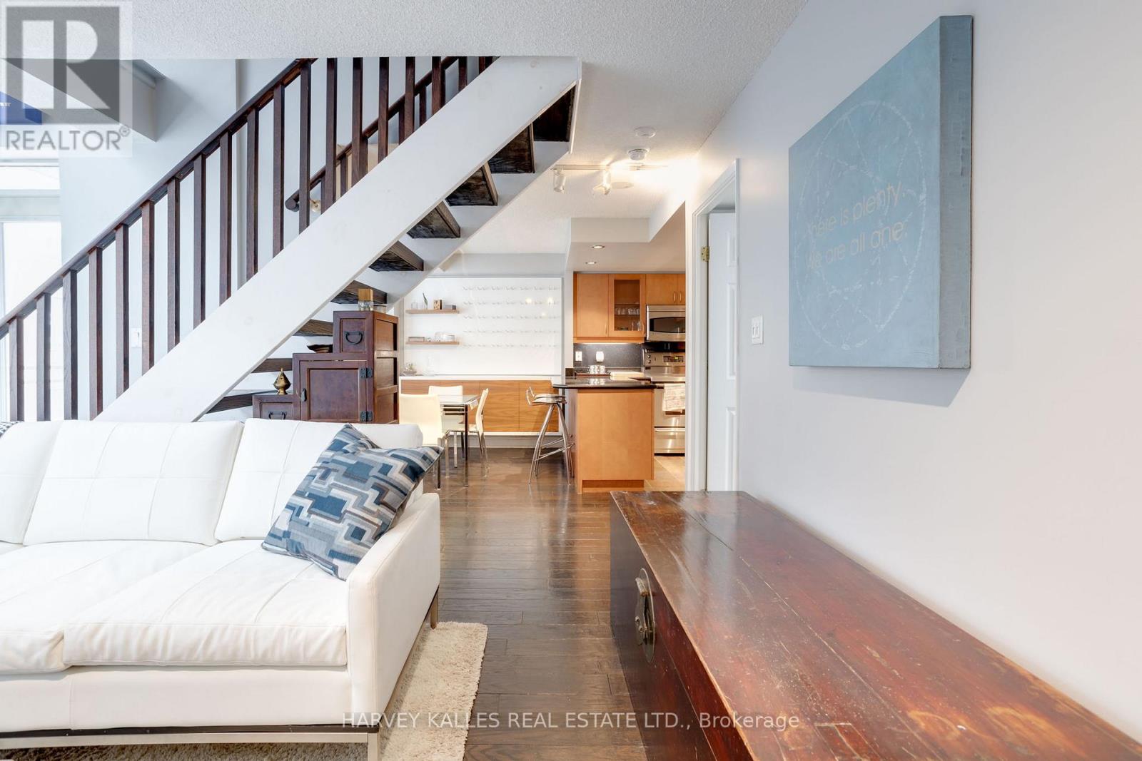 703 - 80 Cumberland Street, Toronto, Ontario  M5R 3V1 - Photo 15 - C12821064