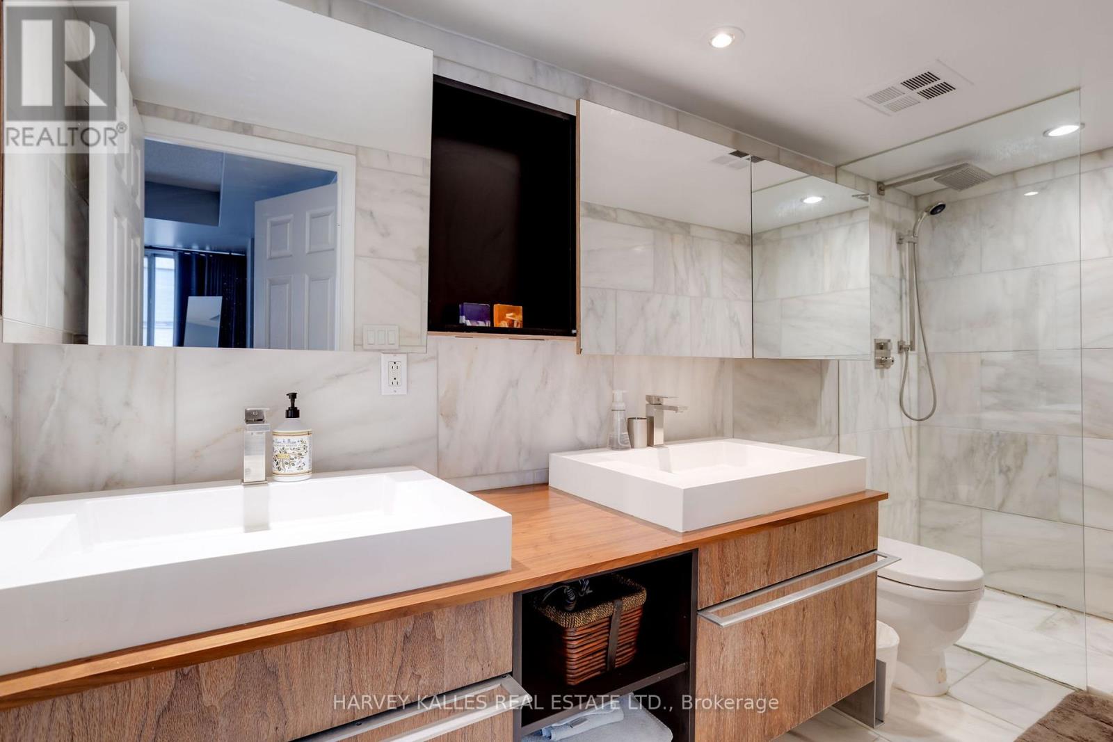 703 - 80 Cumberland Street, Toronto, Ontario  M5R 3V1 - Photo 22 - C12821064