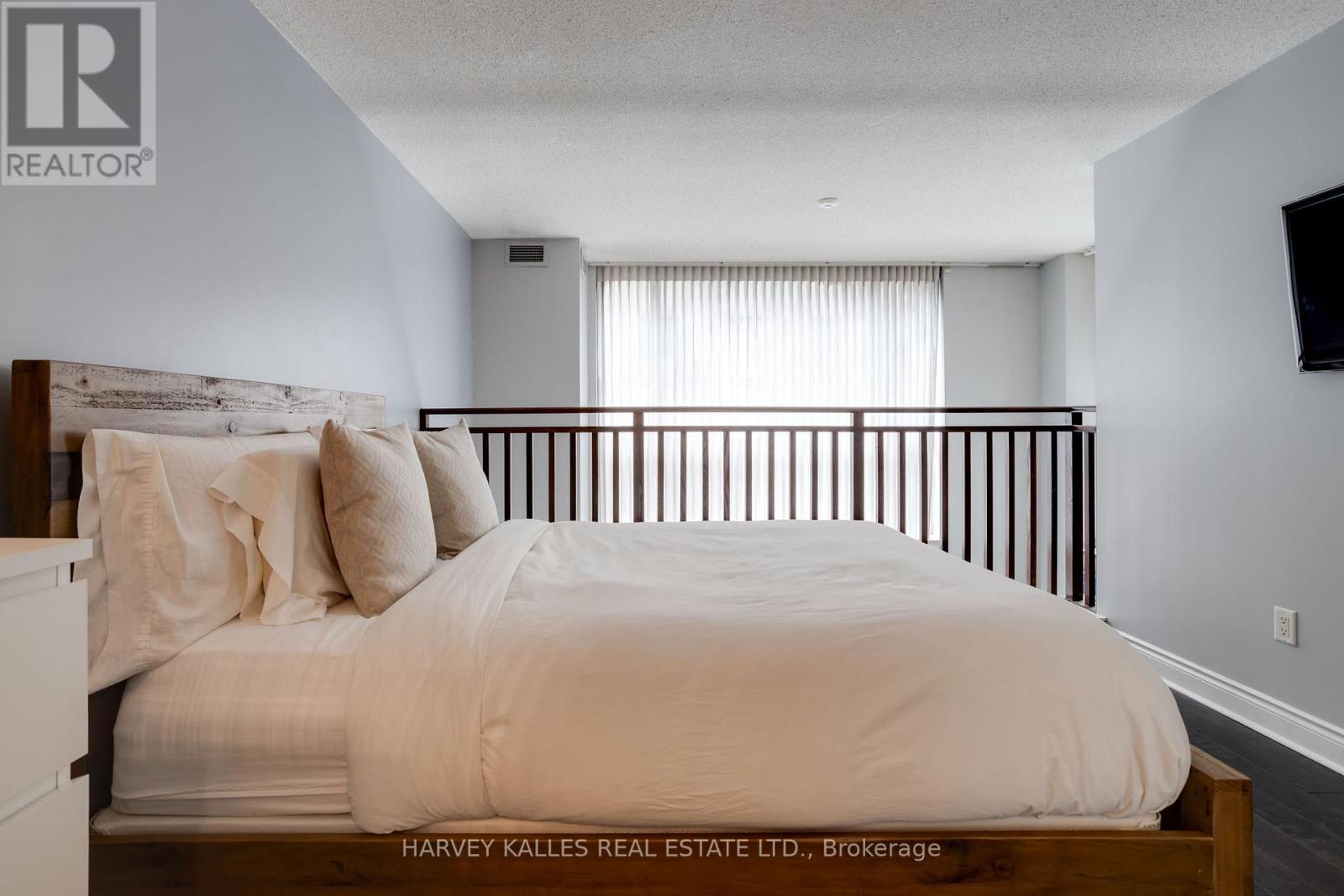 703 - 80 Cumberland Street, Toronto, Ontario  M5R 3V1 - Photo 25 - C12821064