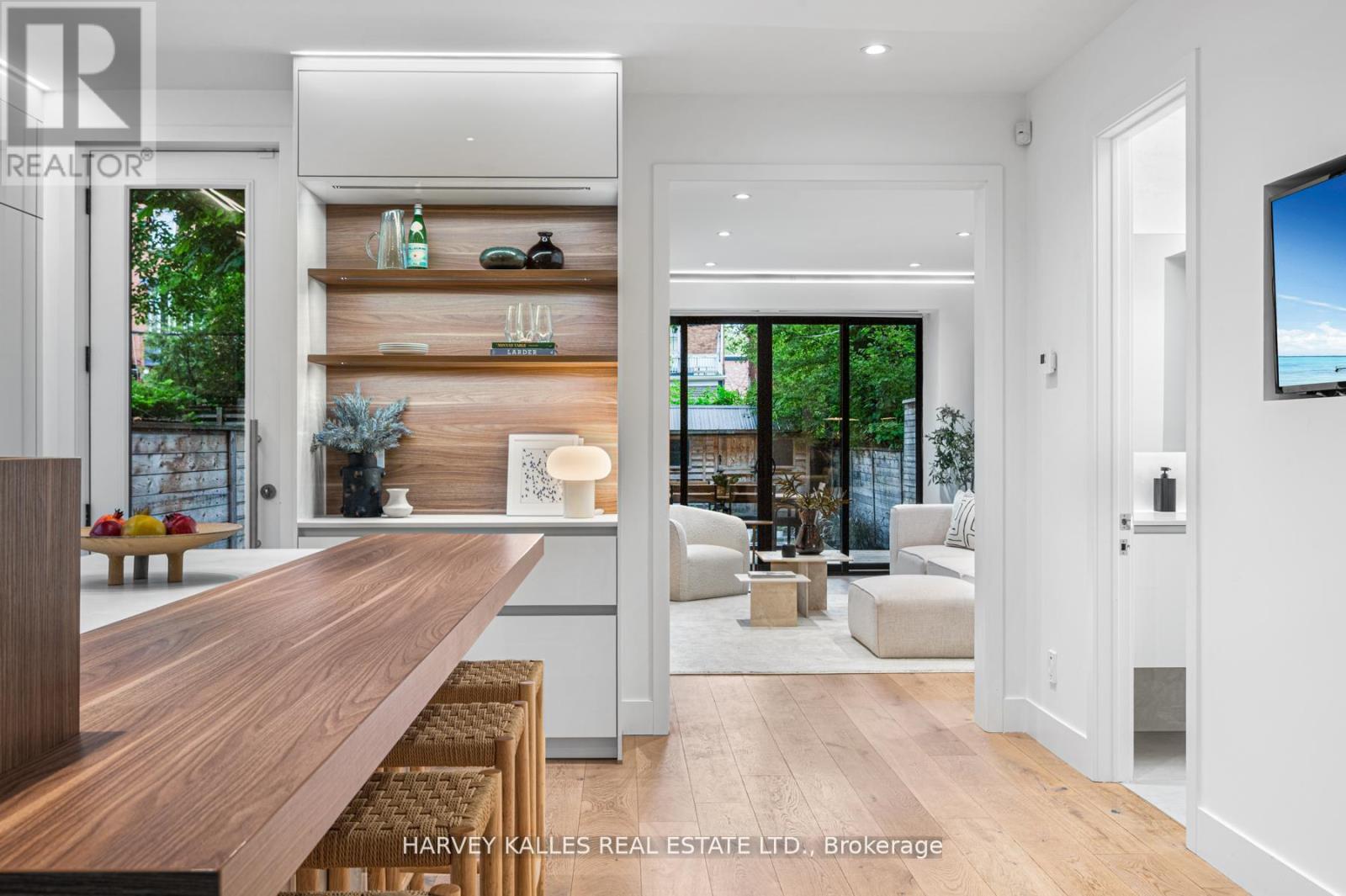 404 Brunswick Avenue, Toronto, Ontario  M5R 2Z4 - Photo 11 - C12822142