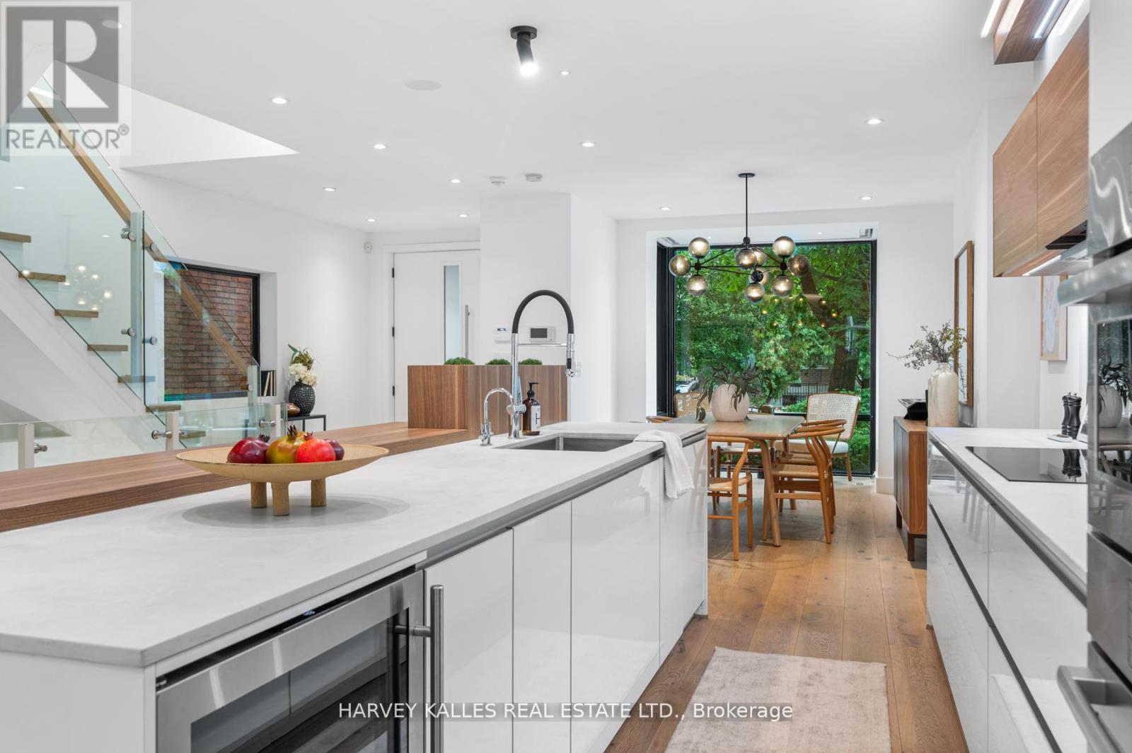 404 Brunswick Avenue, Toronto, Ontario  M5R 2Z4 - Photo 12 - C12822142