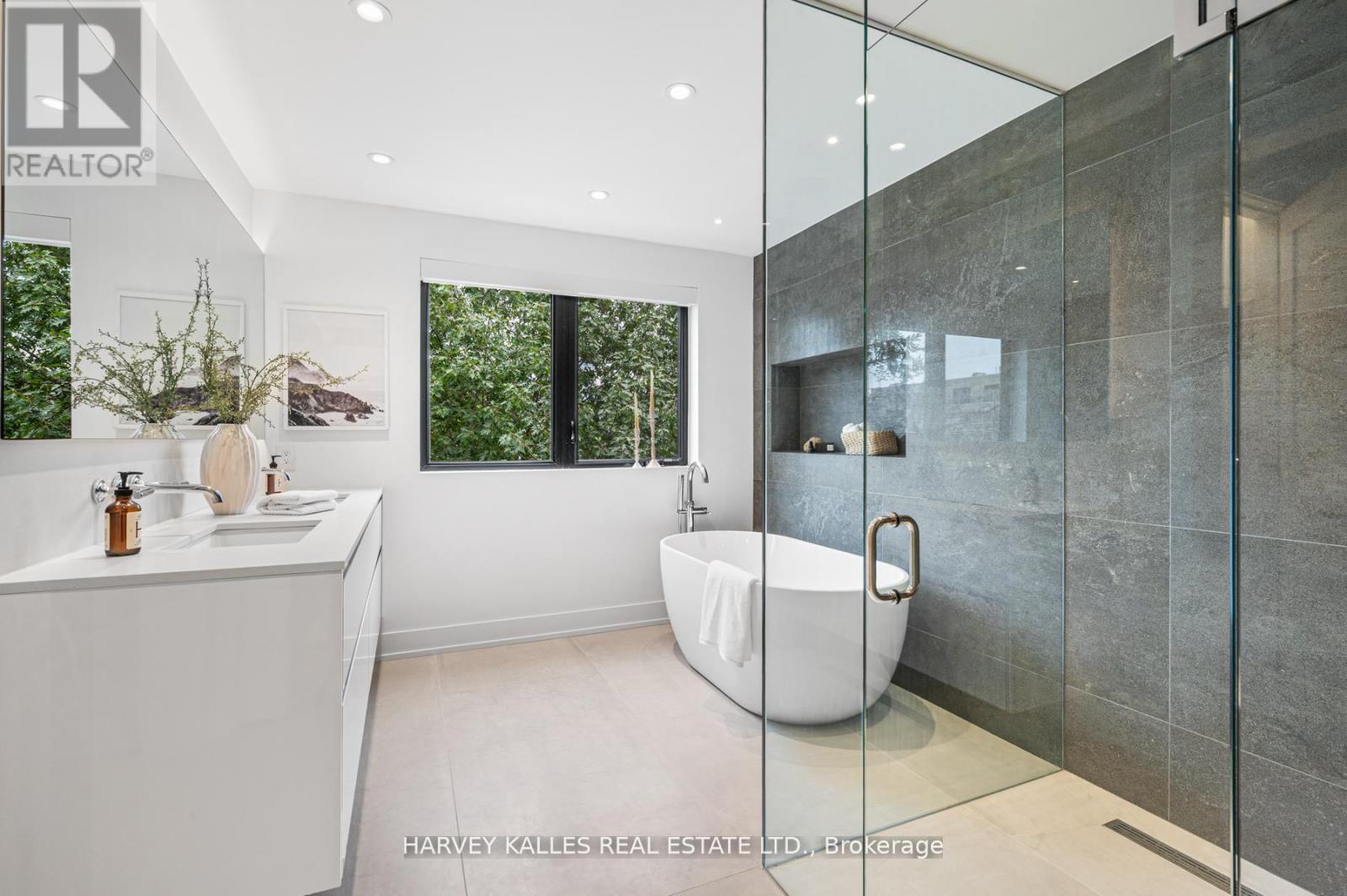 404 Brunswick Avenue, Toronto, Ontario  M5R 2Z4 - Photo 32 - C12822142