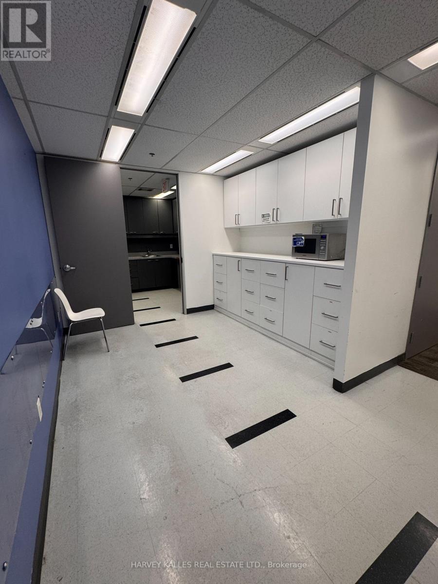 301 - 45 Sheppard Avenue E, Toronto, Ontario  M2N 5N1 - Photo 11 - C12823696