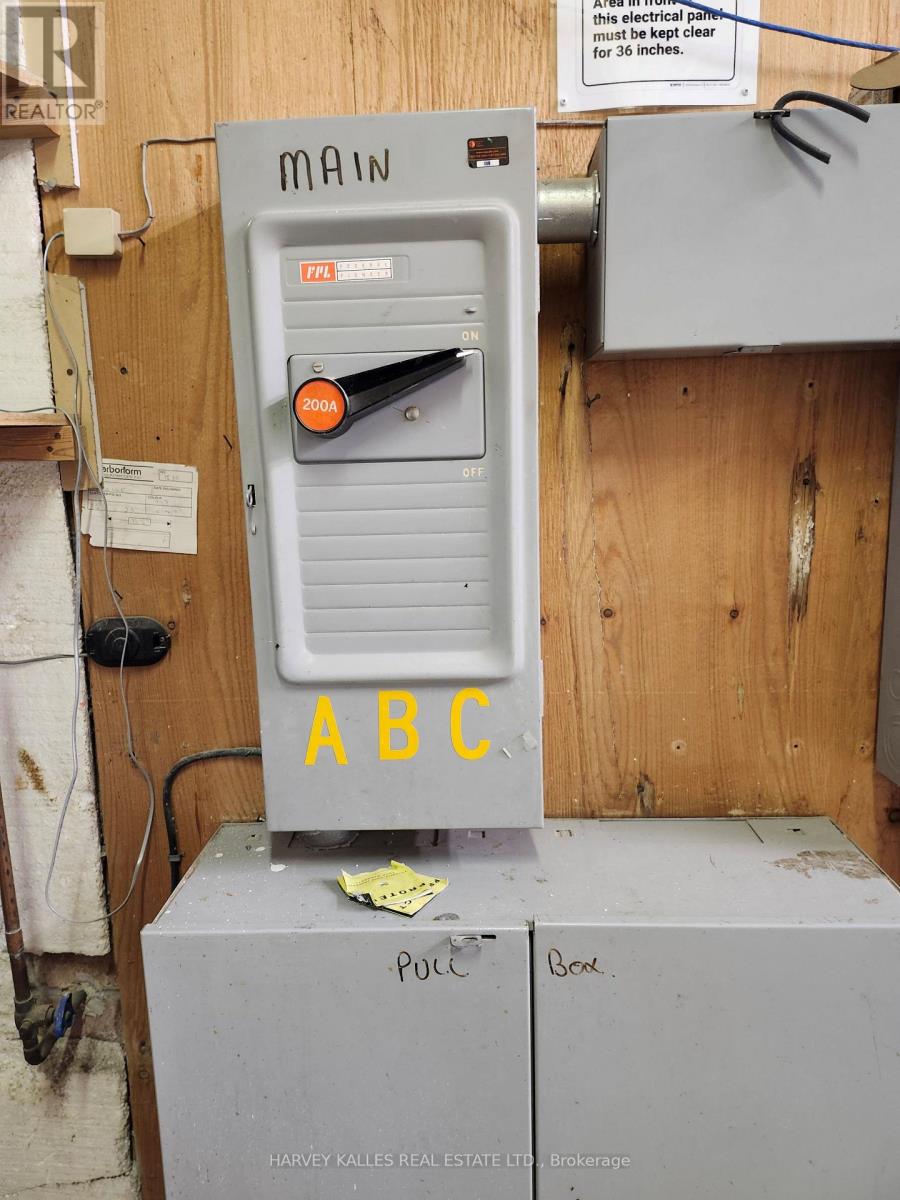 288 Speers Road, Oakville, Ontario  L6K 2E9 - Photo 11 - W12823722