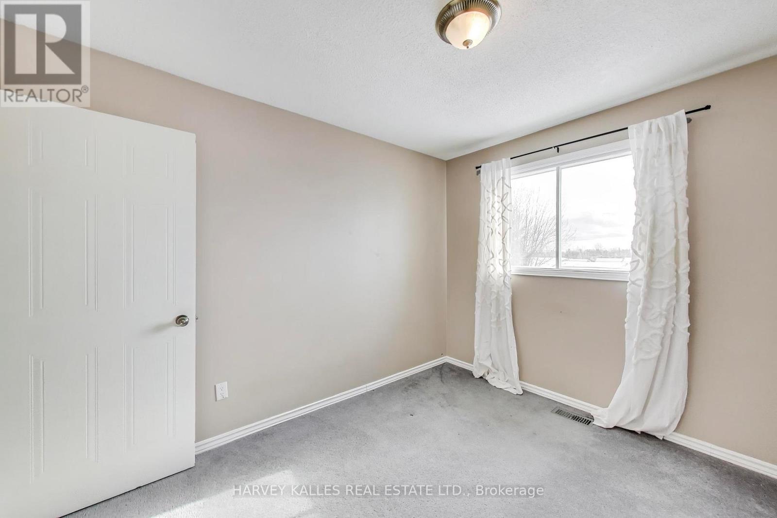 318 Hansen Boulevard, Orangeville, Ontario  L9W 4M2 - Photo 20 - W12824418