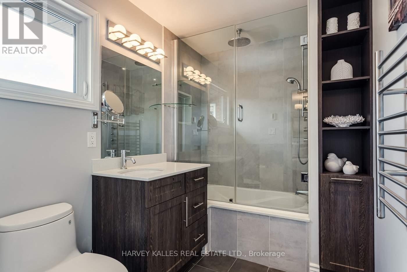 145 Franklin Avenue, Vaughan, Ontario  L4J 4X6 - Photo 32 - N12824652