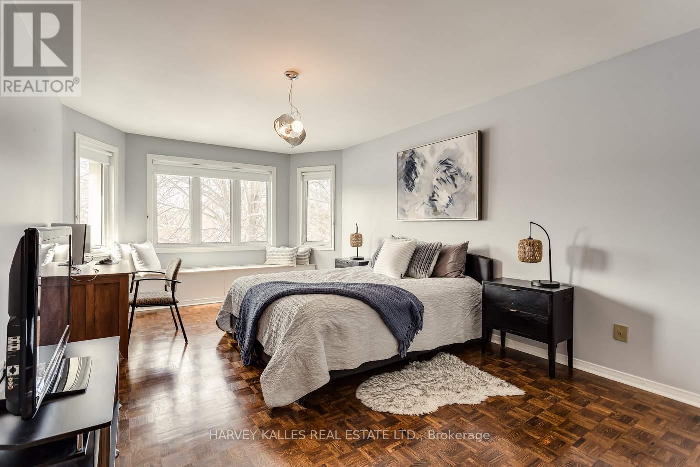 145 Franklin Avenue, Vaughan, Ontario  L4J 4X6 - Photo 33 - N12824652