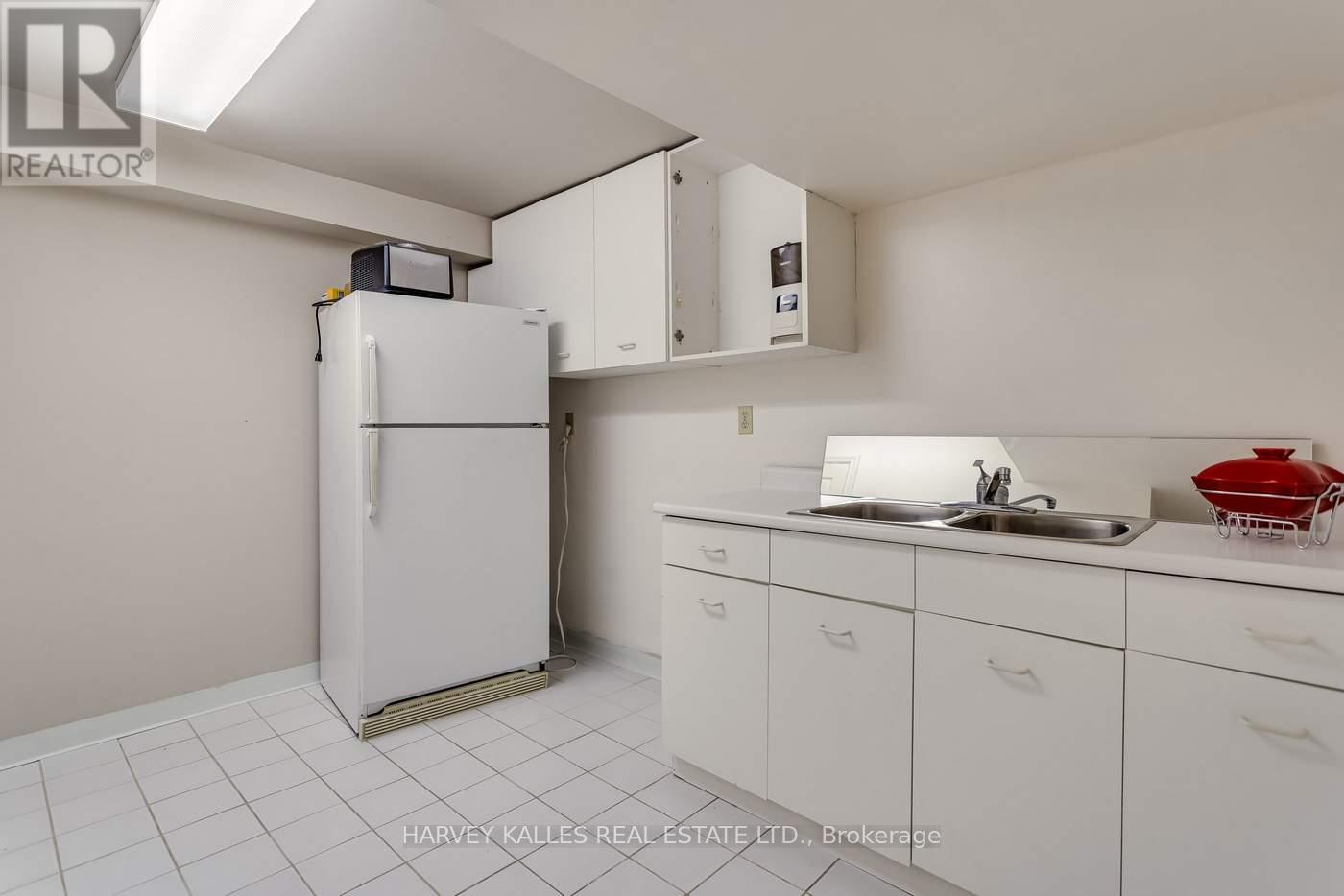 145 Franklin Avenue, Vaughan, Ontario  L4J 4X6 - Photo 45 - N12824652