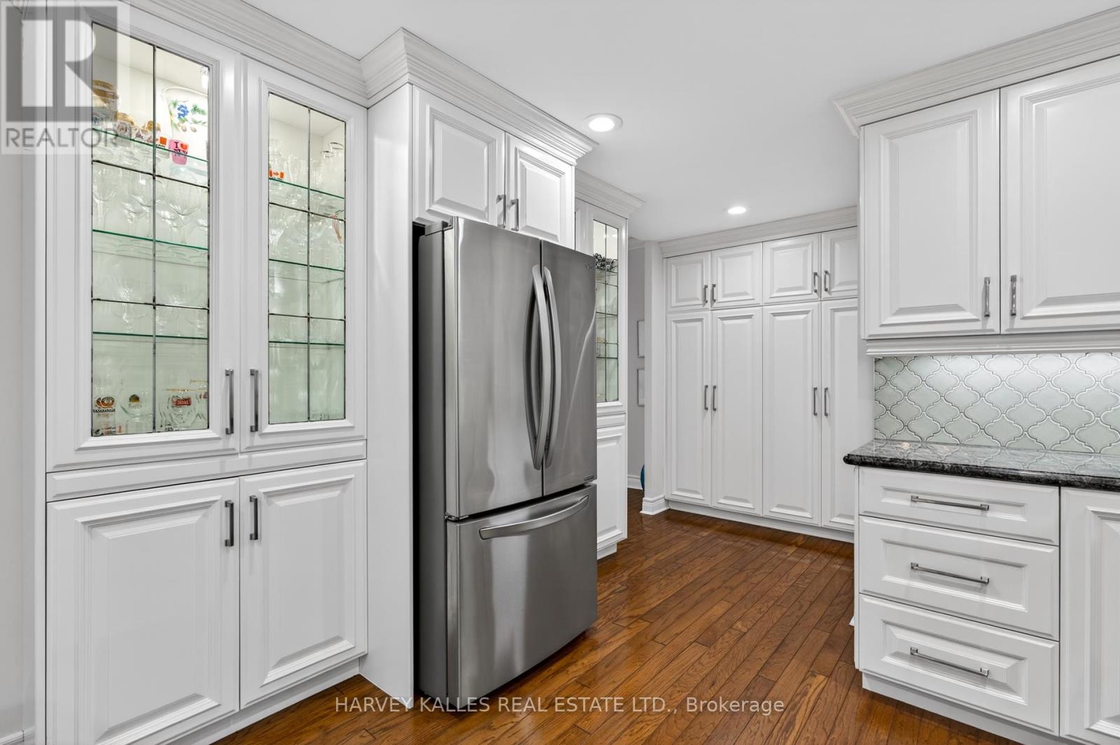 106 - 30 Anglesey Boulevard, Toronto, Ontario  M9A 3B5 - Photo 28 - W12824672