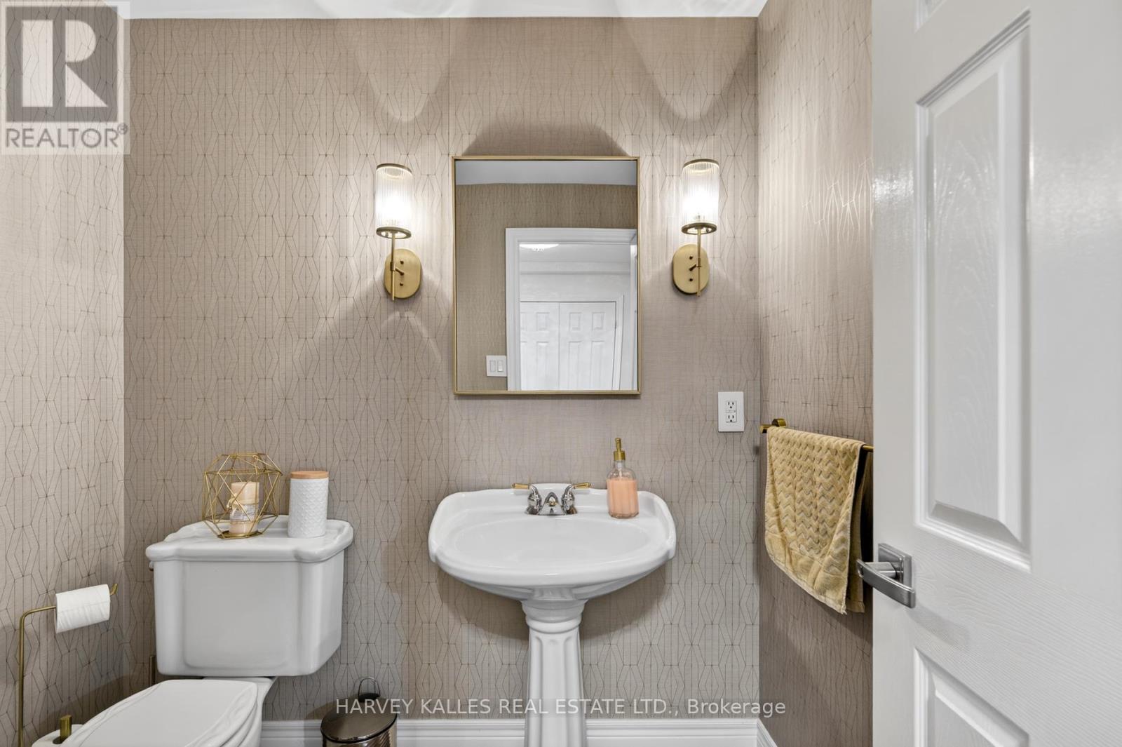 106 - 30 Anglesey Boulevard, Toronto, Ontario  M9A 3B5 - Photo 6 - W12824672