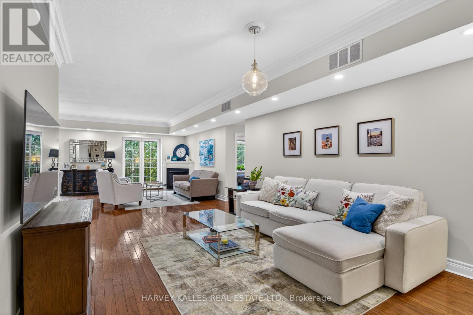 106 - 30 Anglesey Boulevard, Toronto, Ontario  M9A 3B5 - Photo 8 - W12824672