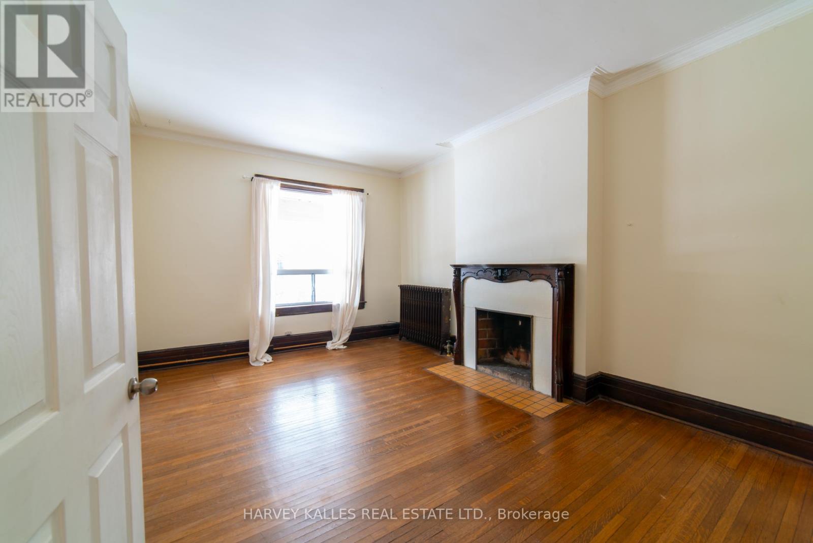 200 - 678 Huron Street, Toronto, Ontario  M5R 2R9 - Photo 3 - C12831238