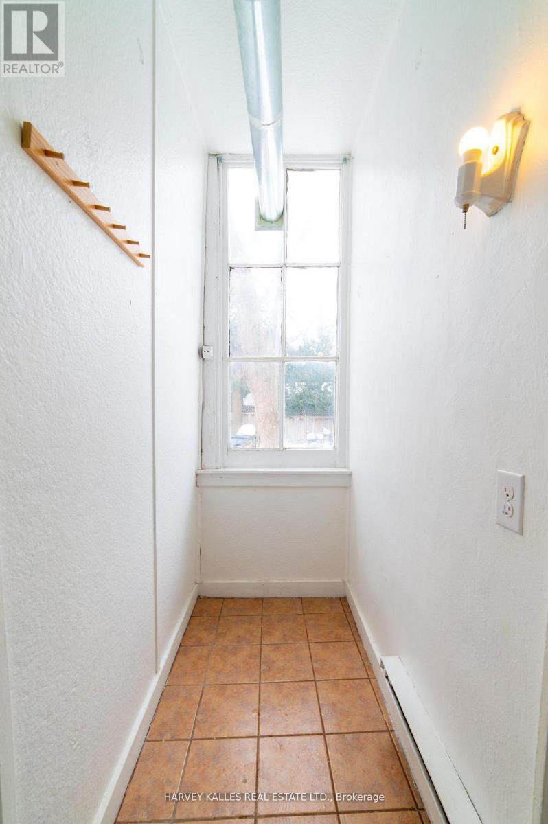 100 - 678 Huron Street, Toronto, Ontario  M5R 2R9 - Photo 2 - C12831386