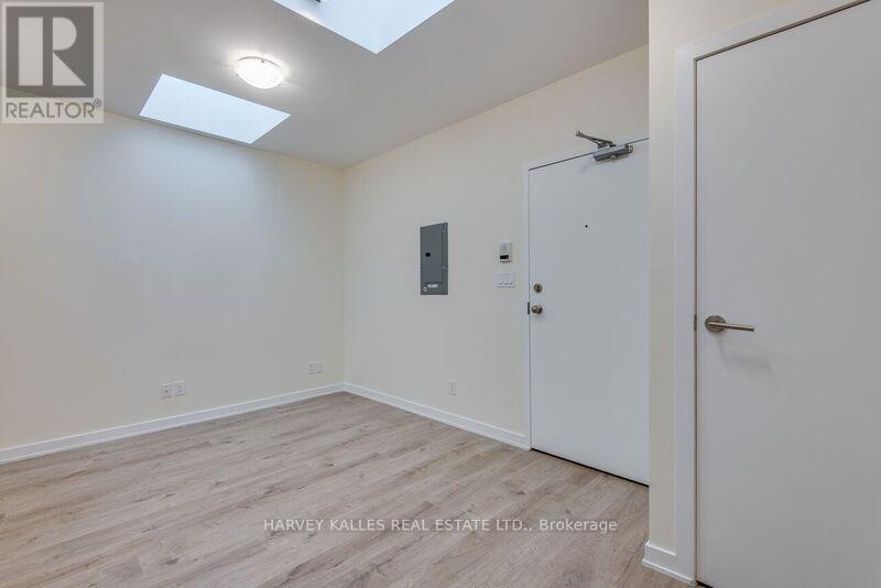 3 - 1216 St Clair Avenue W, Toronto, Ontario  M6E 1B4 - Photo 3 - W12831480