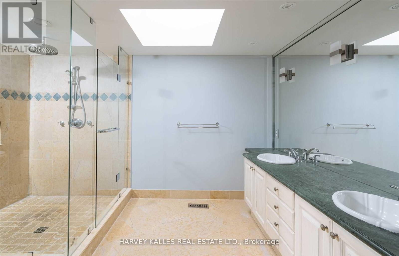 22 Lower Village Gate, Toronto, Ontario  M5P 3L7 - Photo 26 - C12833802