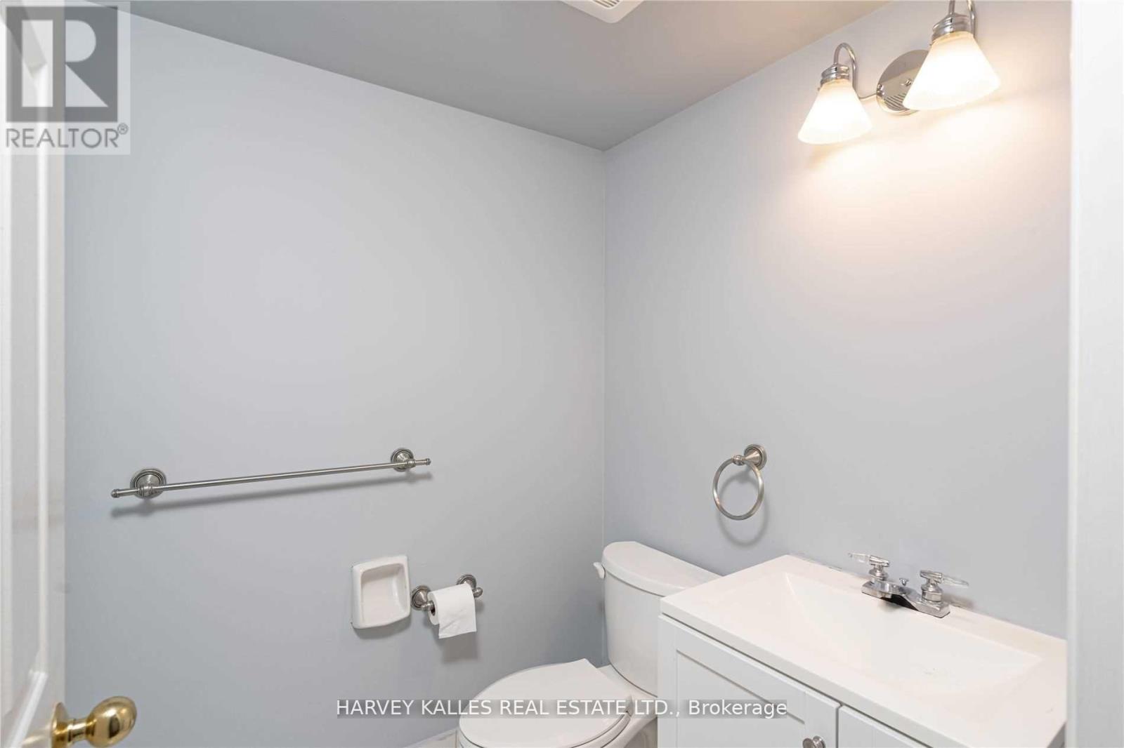 22 Lower Village Gate, Toronto, Ontario  M5P 3L7 - Photo 33 - C12833802