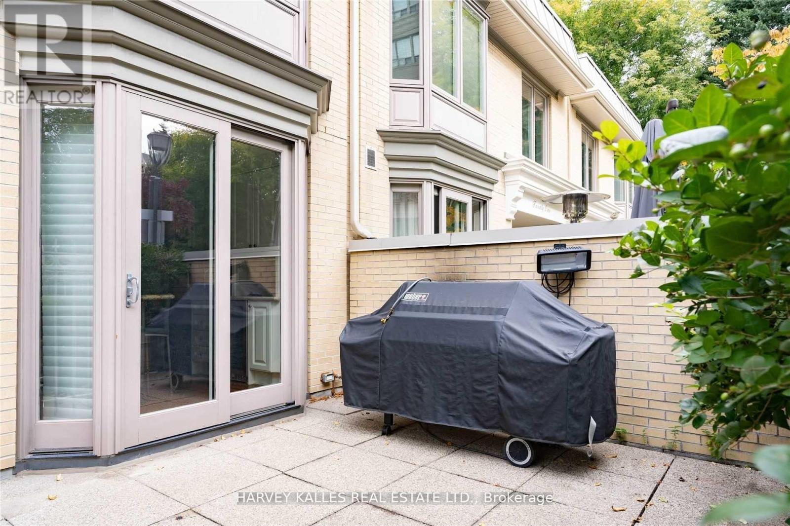 22 Lower Village Gate, Toronto, Ontario  M5P 3L7 - Photo 35 - C12833802