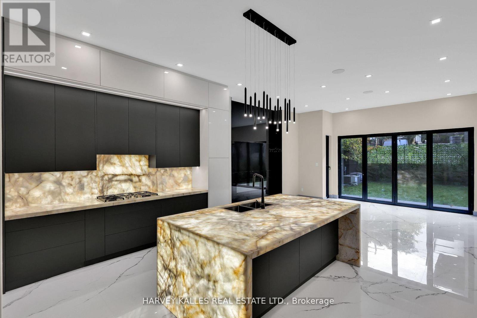 71 Ardmore Road, Toronto, Ontario  M5P 1V4 - Photo 15 - C12834014