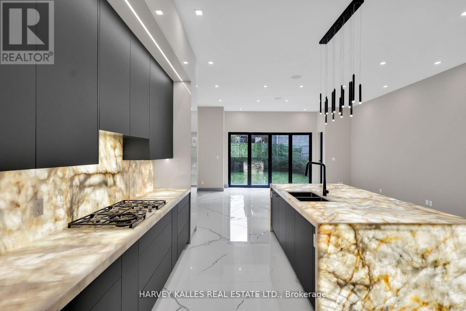 71 Ardmore Road, Toronto, Ontario  M5P 1V4 - Photo 8 - C12834014