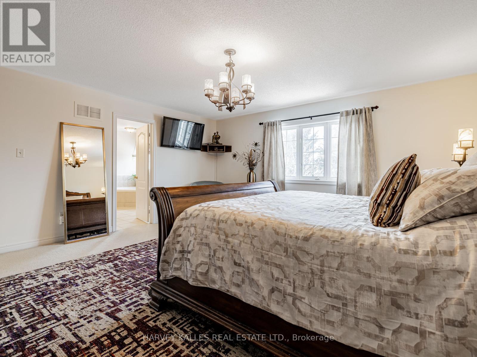 12 Barberry Crescent, Richmond Hill, Ontario  L4E 4S5 - Photo 24 - N12835098