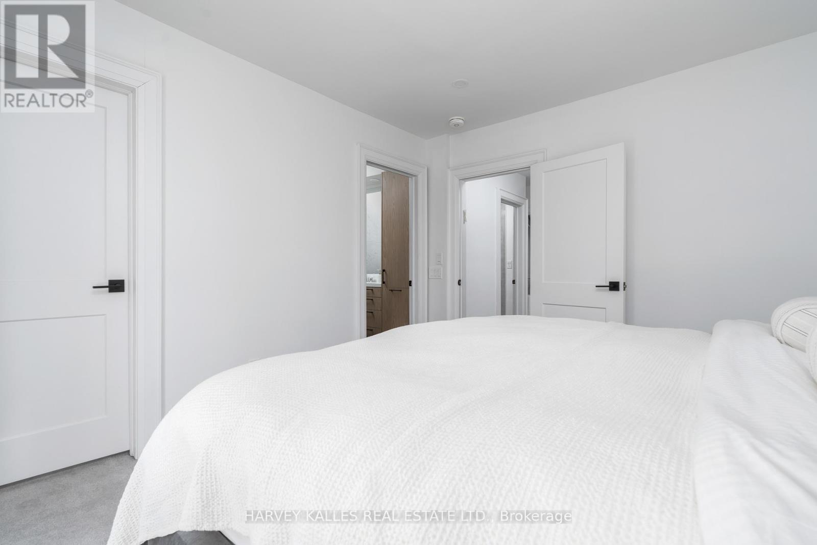 97 Atlas Avenue, Toronto, Ontario  M6C 3P2 - Photo 24 - C12835426