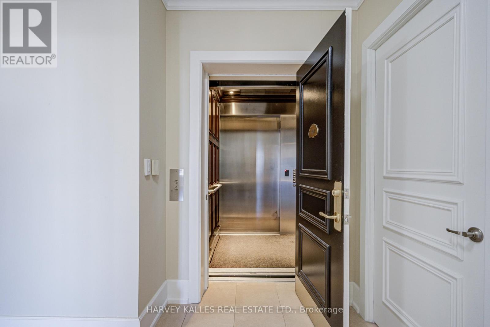 1602B - 660 SHEPPARD AVENUE E, Toronto, Ontario