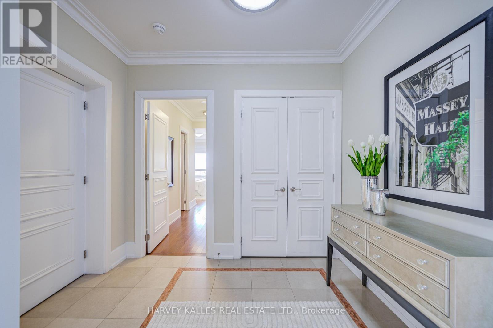 1602b - 660 Sheppard Avenue E, Toronto, Ontario  M2K 3E5 - Photo 4 - C12836318