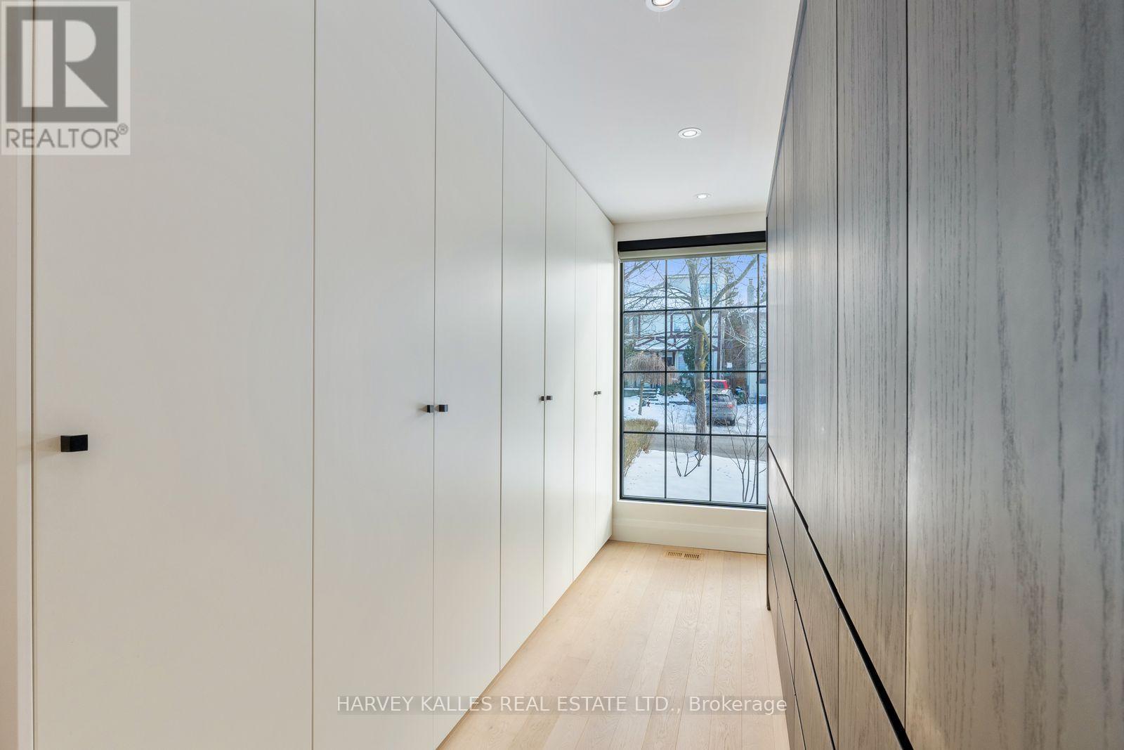 B - 34 Coulson Avenue, Toronto, Ontario  M4V 1Y5 - Photo 26 - C12838352