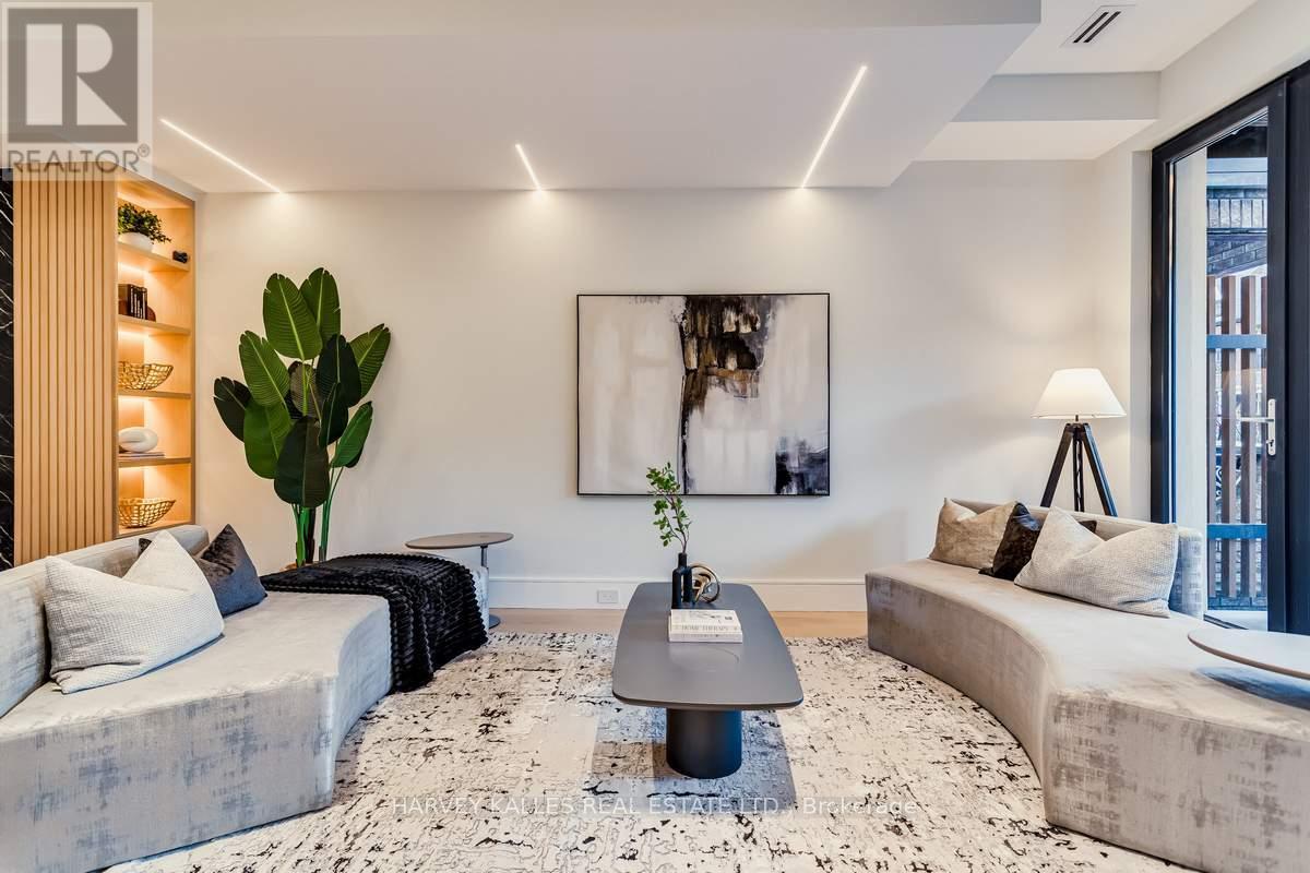 179 Palmerston Avenue, Toronto, Ontario  M6J 2J3 - Photo 7 - C12839228