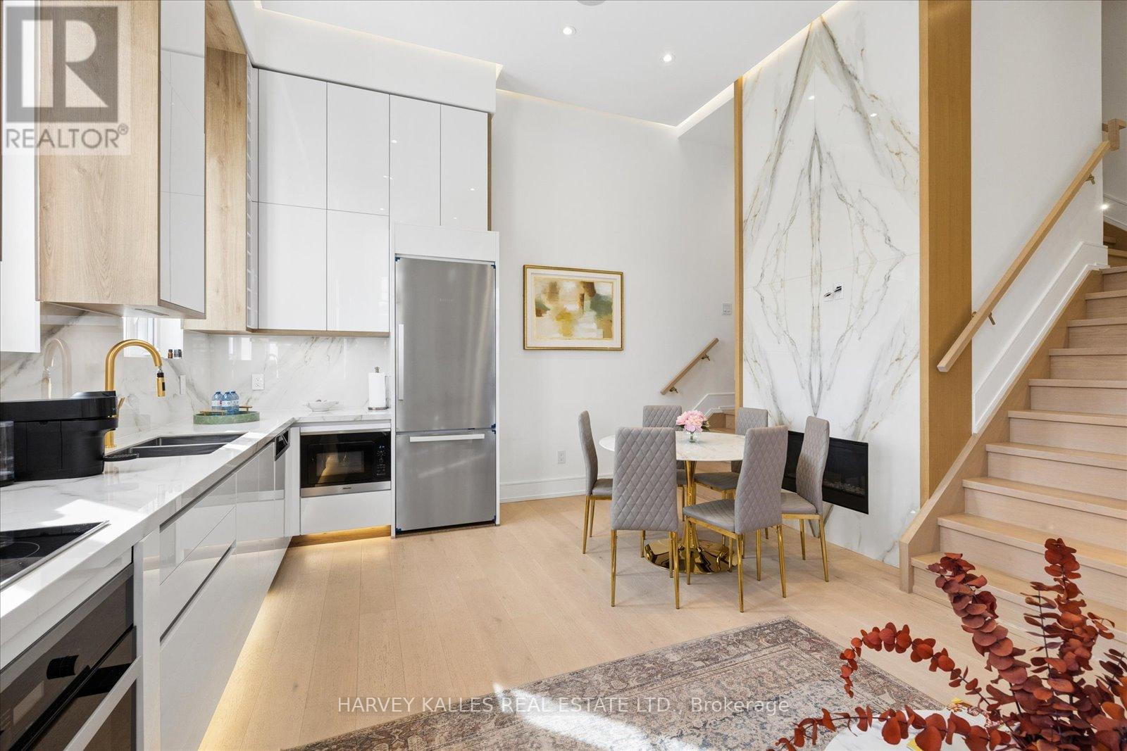 1202 Avenue Road, Toronto, Ontario  M5N 2G4 - Photo 9 - C12839520