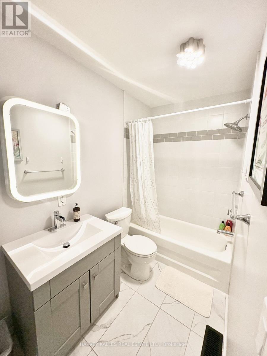 2 - 11 Saint Patricks Square, Toronto, Ontario  M5T 1W8 - Photo 13 - C12839602