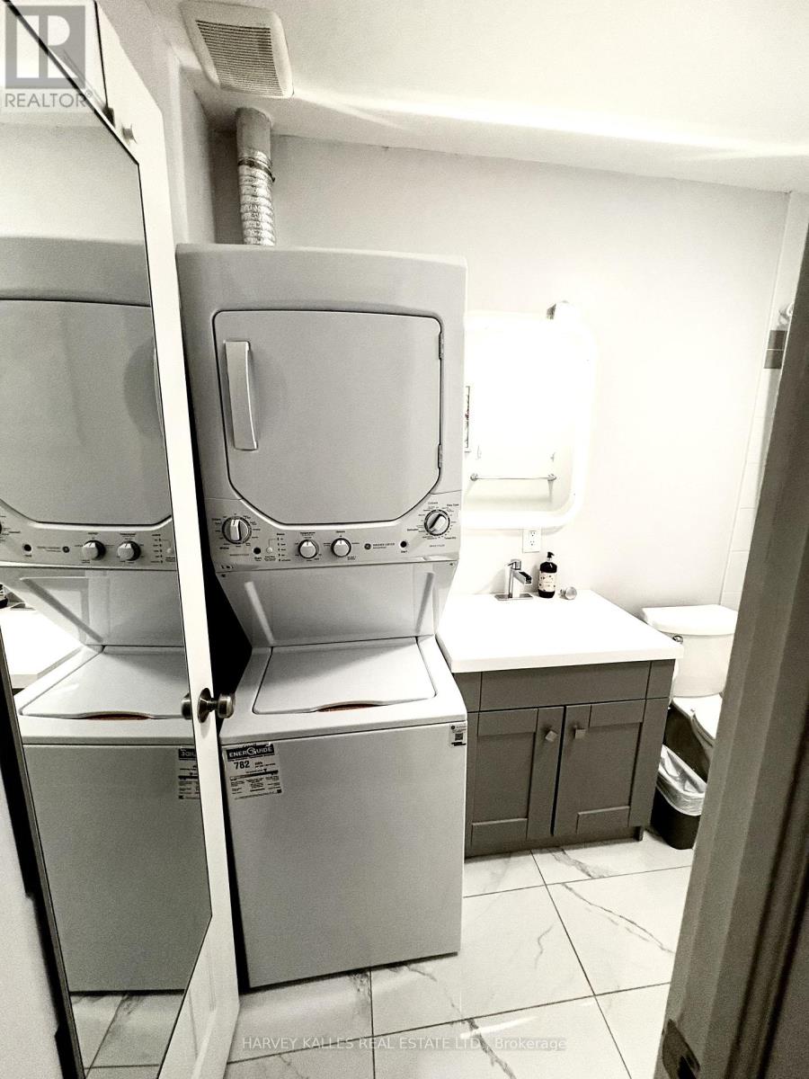 2 - 11 Saint Patricks Square, Toronto, Ontario M5T 1W8 - Photo 15 - C12839602