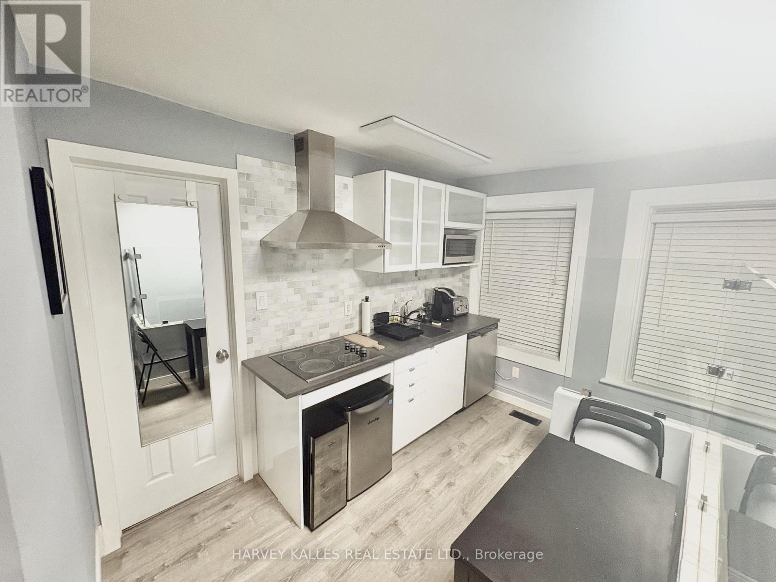 2 - 11 Saint Patricks Square, Toronto, Ontario  M5T 1W8 - Photo 7 - C12839602