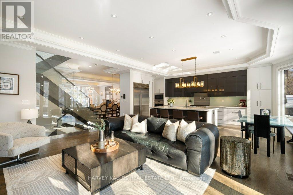 20 Walker Road, Toronto, Ontario  M2N 2K3 - Photo 15 - C12840712