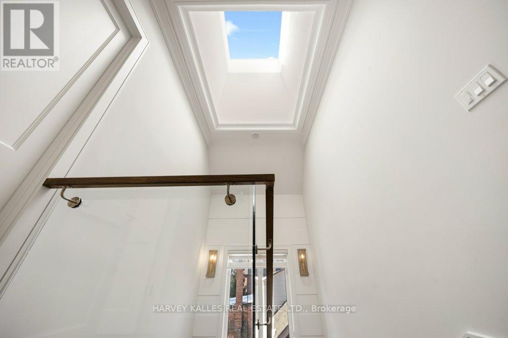 20 Walker Road, Toronto, Ontario  M2N 2K3 - Photo 24 - C12840712