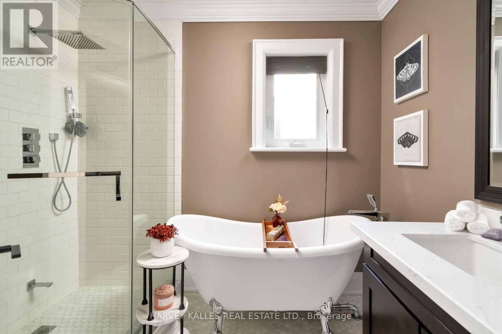 39 Standish Avenue, Toronto, Ontario  M4W 3B2 - Photo 24 - C12841572