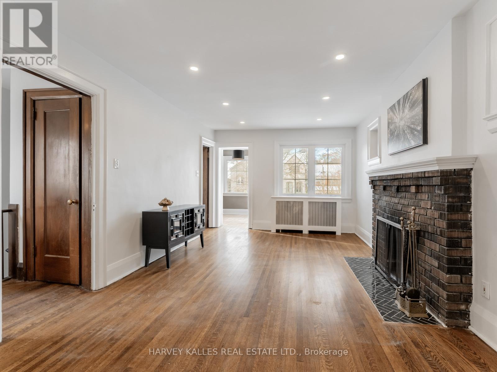 39 Standish Avenue, Toronto, Ontario  M4W 3B2 - Photo 33 - C12841572