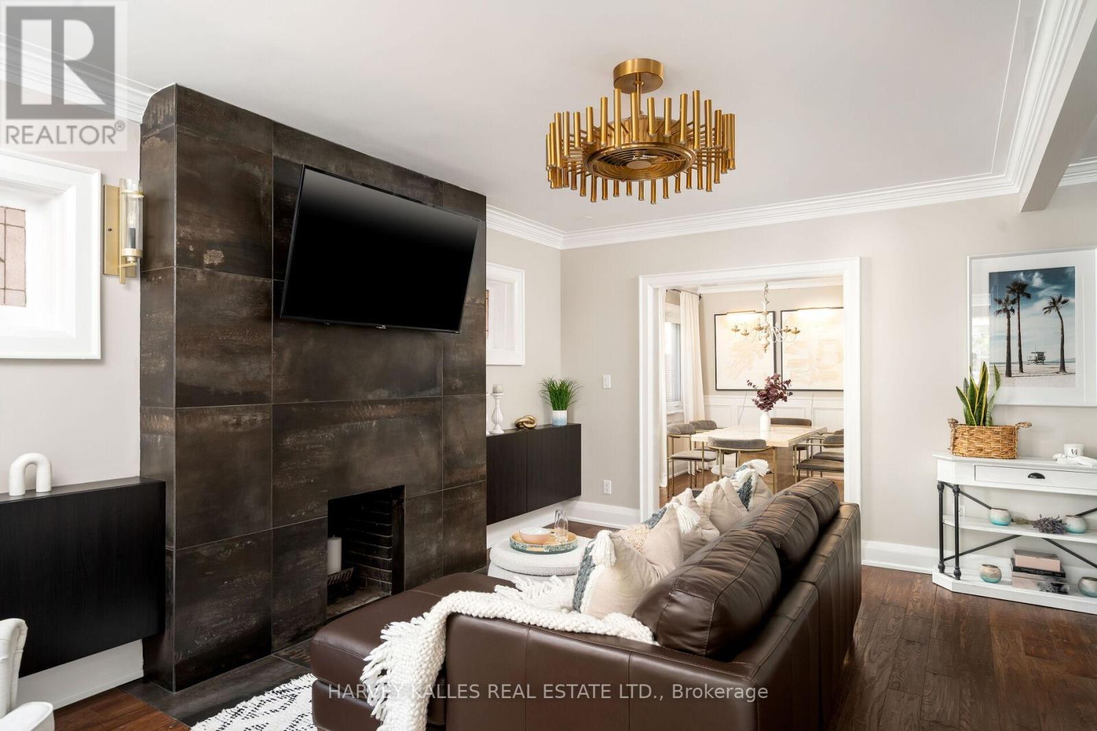 39 Standish Avenue, Toronto, Ontario  M4W 3B2 - Photo 7 - C12841572