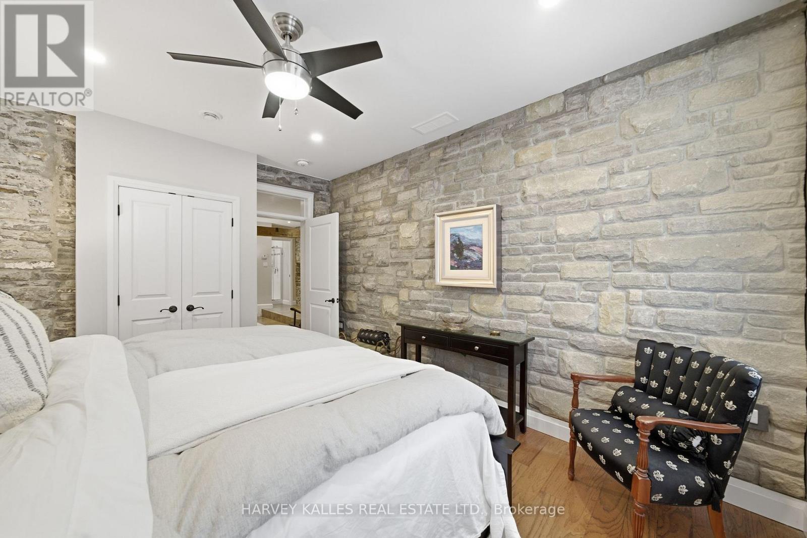 7 - 4 Bridge Street, Prince Edward County, Ontario  K0K 2T0 - Photo 13 - X12842956