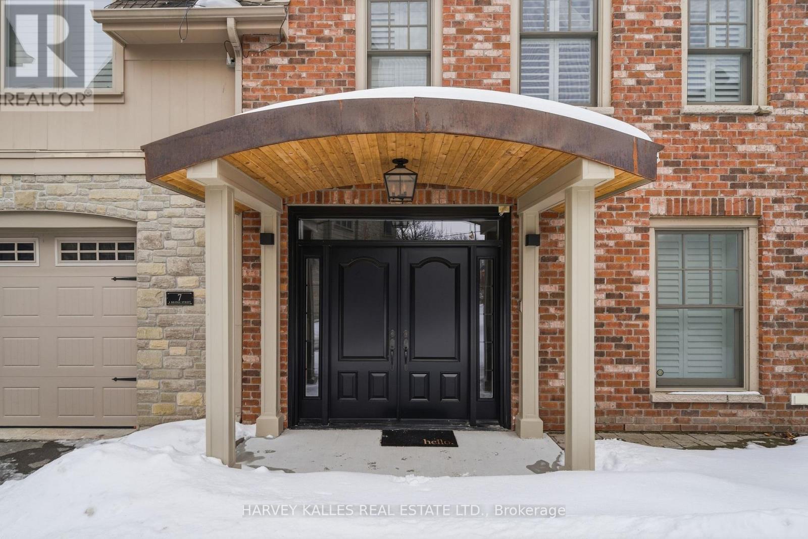 7 - 4 Bridge Street, Prince Edward County, Ontario  K0K 2T0 - Photo 2 - X12842956