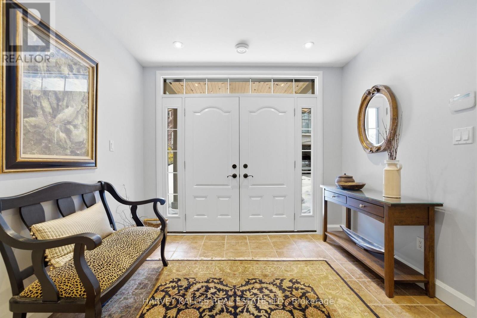 7 - 4 Bridge Street, Prince Edward County, Ontario  K0K 2T0 - Photo 3 - X12842956